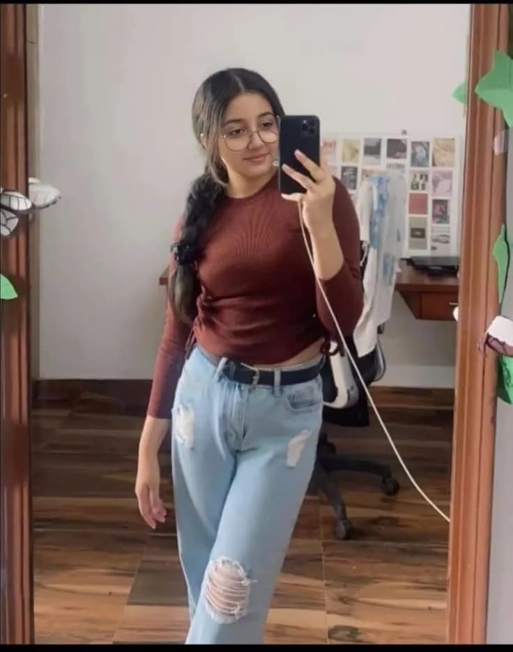 Mumbai Escorts Priyal Every Kiss Feels Like Priyal Forever Call Girl